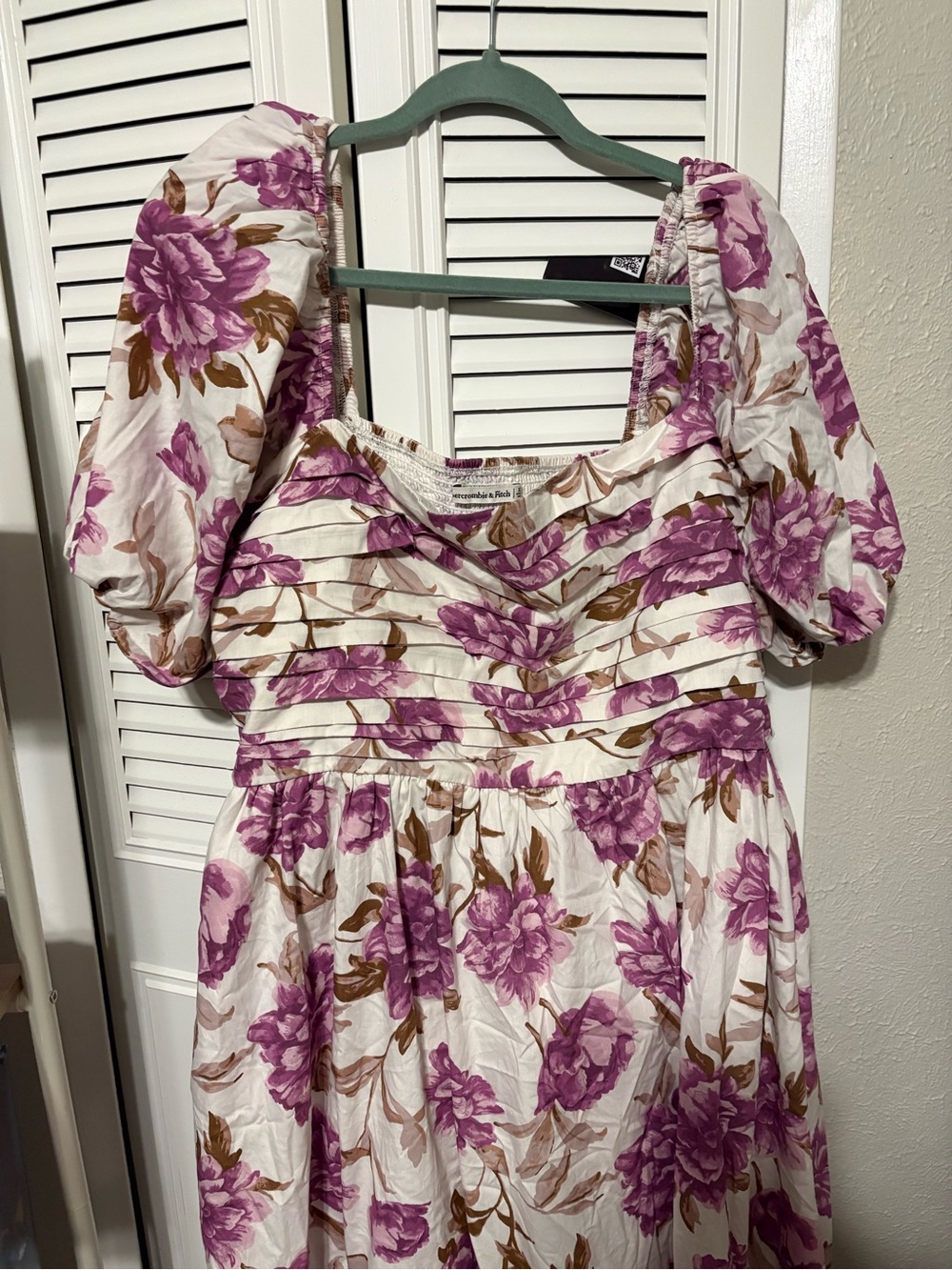 Abercrombie & Fitch Cream Midi Dress with Purple Floral Print - Picture 3 of 6